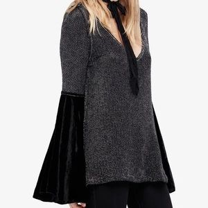 Free People Bell Sleeve Tunic Top size XS